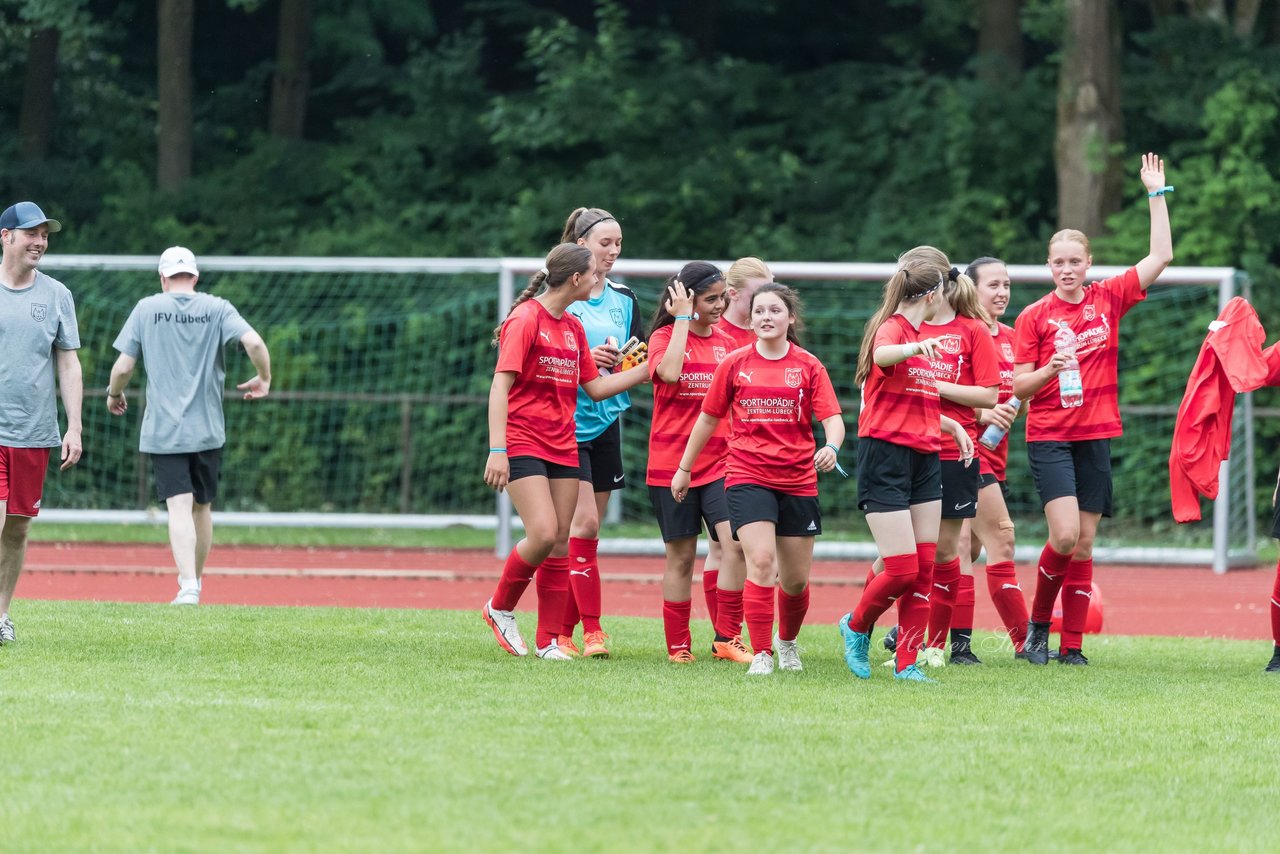 Bild 733 - Loewinnen Cup